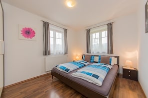 Apartment, 2 Schlafzimmer | 2 Schlafzimmer, kostenloses WLAN
