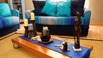 Télévision, lecteur de DVD, chaßne hi-fi