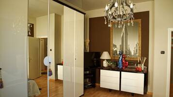 1 chambre, fer et planche Ă repasser, Wi-Fi, draps fournis