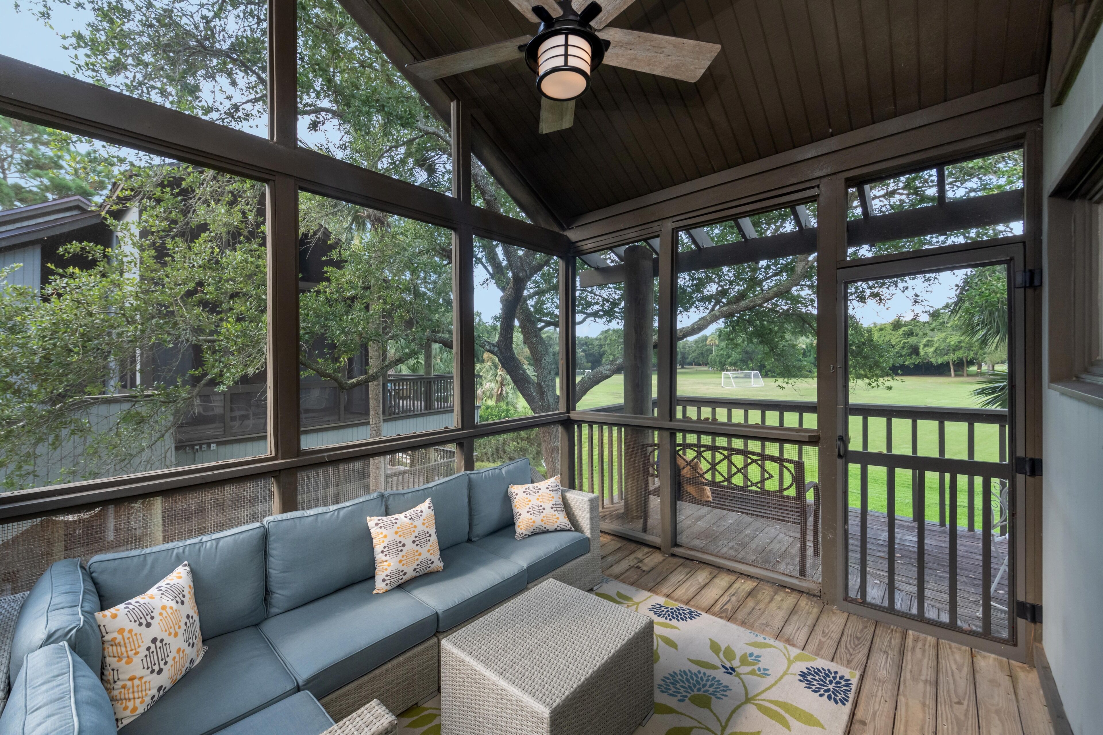 4504 Parkside Villa: 3BR, Screened Porch, Park Views, Bikes/Beach Gear Credit