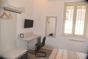 Economy Double Room, Courtyard View (Nèos) | Egyptian cotton sheets, premium bedding, down comforters, minibar