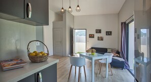 TV - Casa Sol  location de vacances indépendante à Calvi  moins de 2km plage (Calvi)