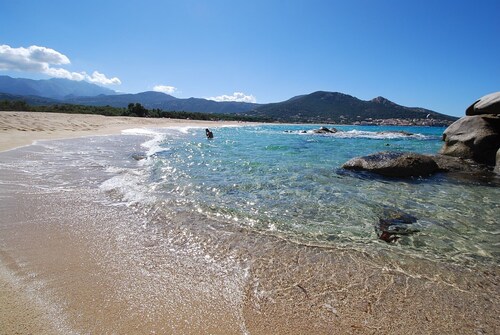 Casa Sol  location de vacances indépendante à Calvi  moins de 2km plage