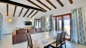 Dining - Villa in Las Rotas on the beachfront (Denia)