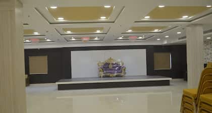 Hotel Rajeev Regency