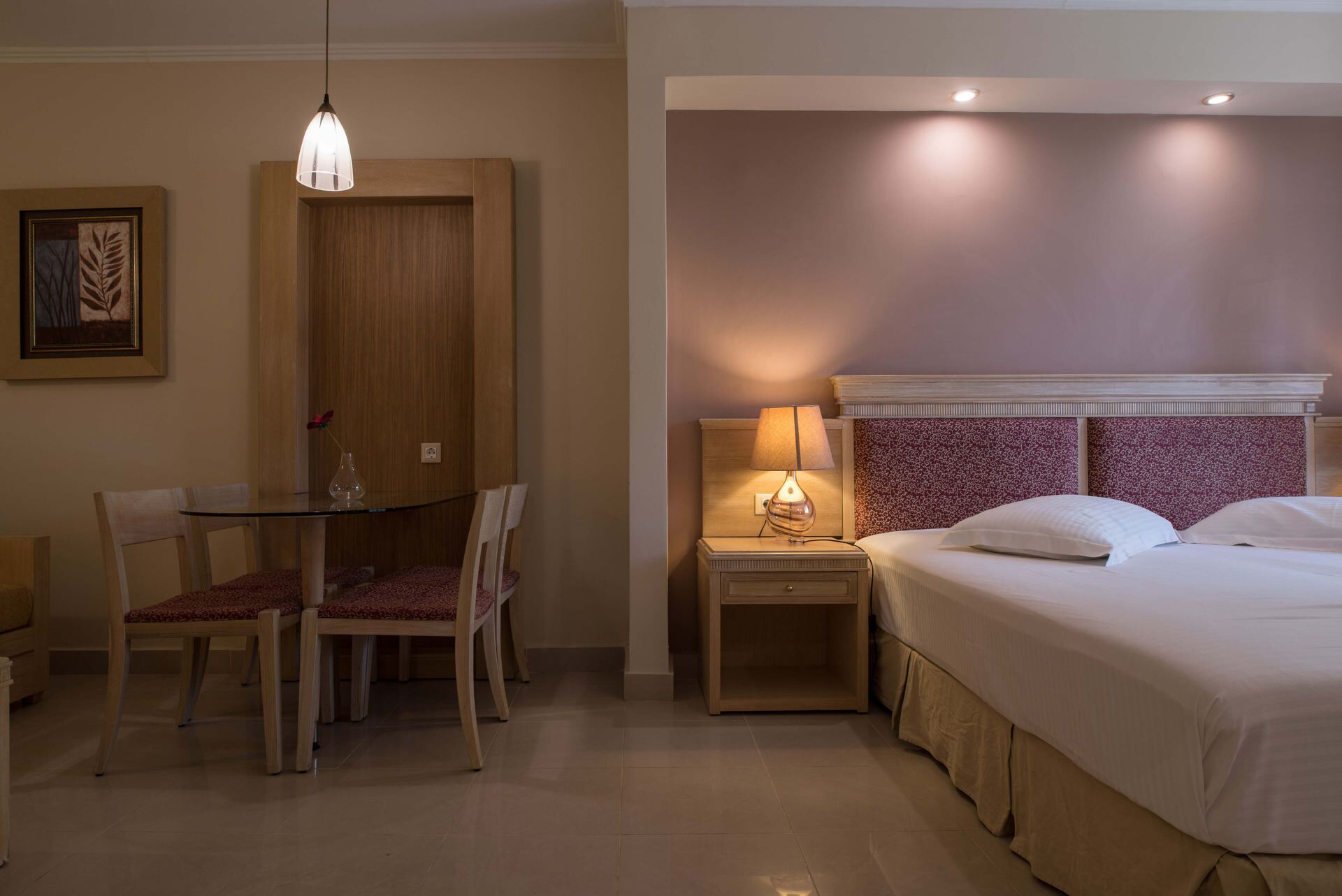 egyptian cotton sheets, premium bedding, down duvets, pillow-top beds