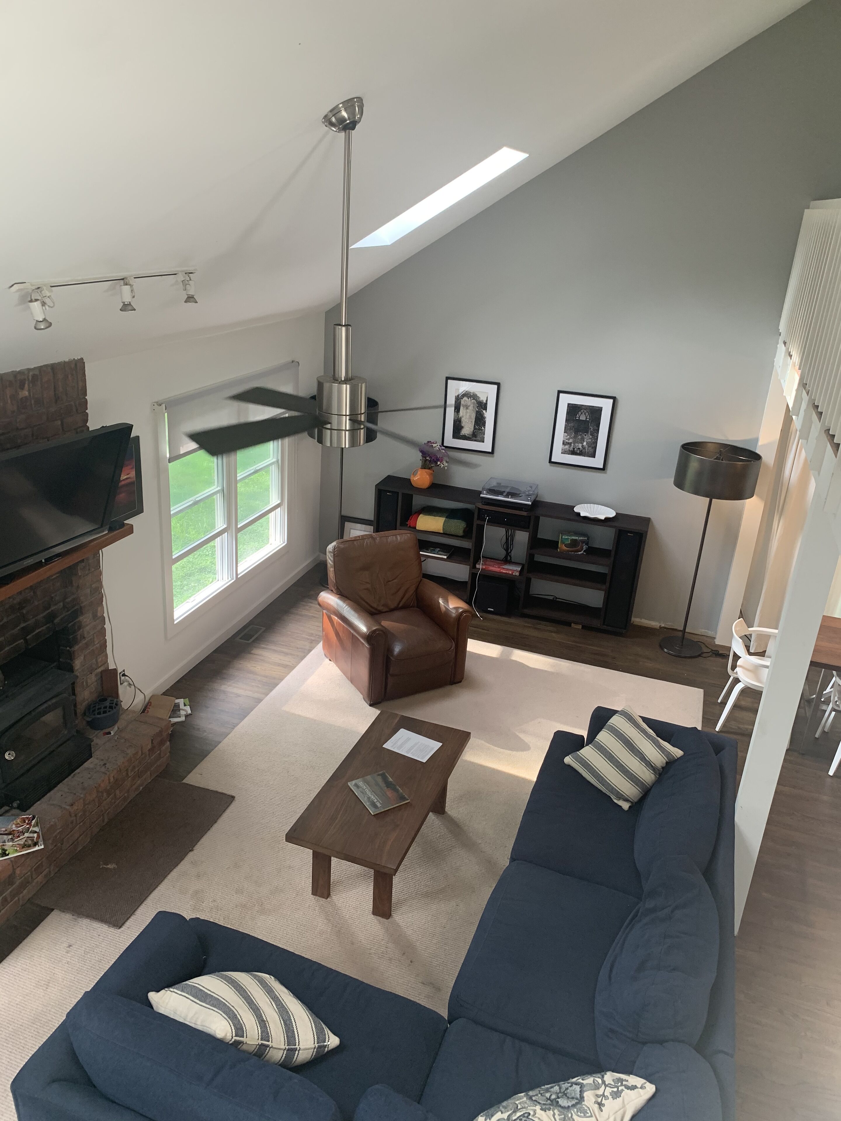 FANTASTIC LOCATION Family  Style Home  on  Private Lane in East Hampton