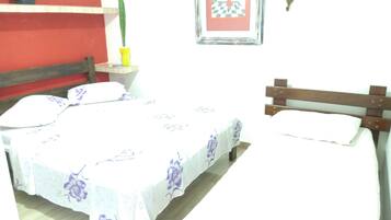 1 quarto, escrivaninha, Wi-Fi de cortesia, roupa de cama