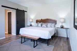 3 makuuhuonetta, silitysrauta/-lauta, vauvan matkasänky, ilmainen Wi-Fi