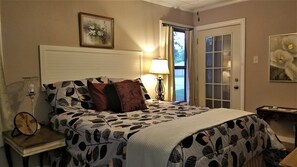 6 chambres, fer et planche à repasser, Wi-Fi gratuit, draps fournis