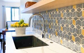 Microwave, coffee/tea maker, cookware/dishes/utensils - The Lofts at Paso Market Walk - The Elderberry Room (Paso Robles)