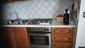 Family Apartment | Private kitchenette - L Agrifoglio (Fonni)