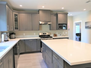 Dining tables, kitchen islands