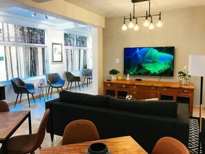 TV, DVD player, offices