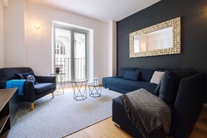 TV, streaming services, offices - Find your peace in the Historic Center (SI302) (Centro)