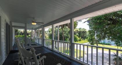 Pet Friendly w/ Fenced Yard; Screened & Covered Porches; Easy Beach Access