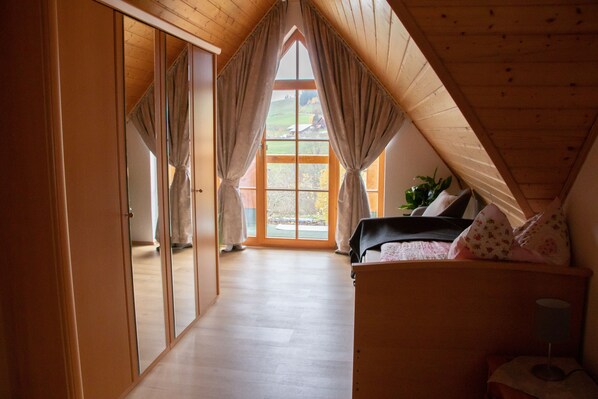 3 Schlafzimmer, Bügeleisen/Bügelbrett, kostenloses WLAN, Bettwäsche