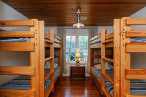 3 bedrooms, WiFi