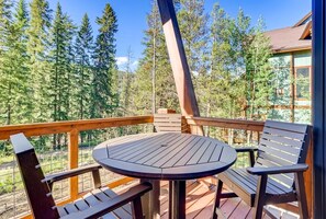 Deluxe Townhome, 3 Bedrooms, Balcony, Partial Lake View (Seasons 1825) | View from room - Seasons 1825 (Keystone)