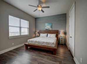 4 bedrooms, free WiFi, bed sheets