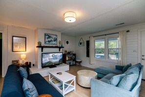 TV, DVD player