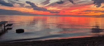 Lola's Lakeside Estate on Lake Winnebago