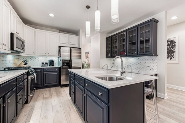 Fridge, microwave, oven, stovetop - Sun's Up-Bar Down! Hot Tub, Putting Green, Fire Pit, 8 Min Walk to 2 Beaches! (Union Pier)