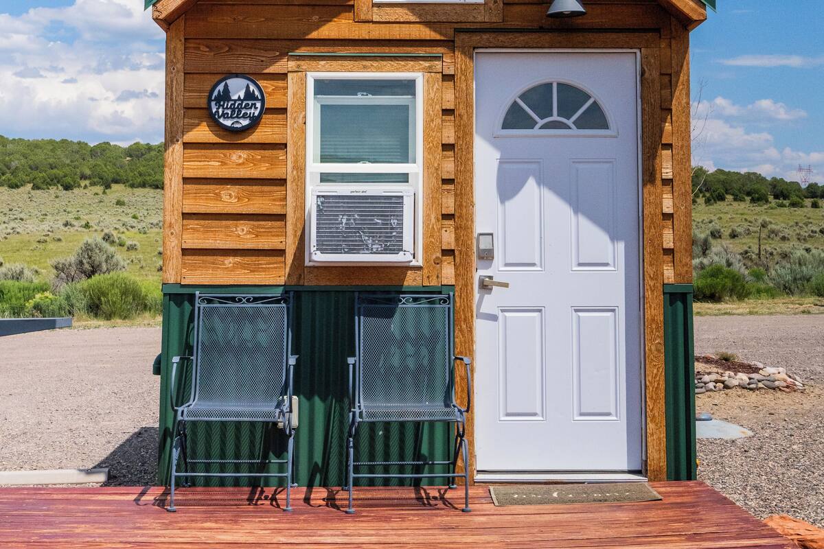 Hidden Valley Tiny Home | Wifi gratis, decoración personalizada y muebles diferentes