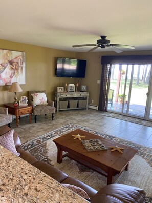 Smart TV, DVD player, table tennis