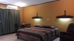 Unclassified image, 4 of 6, button - Hotel Hacienda Escondida (Ciudad Victoria)