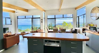 Tirohanga - Beach house @ Cable Bay