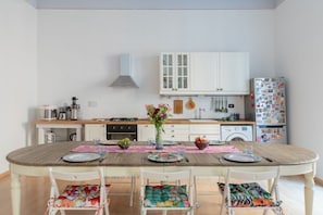 Oven, stovetop, toaster