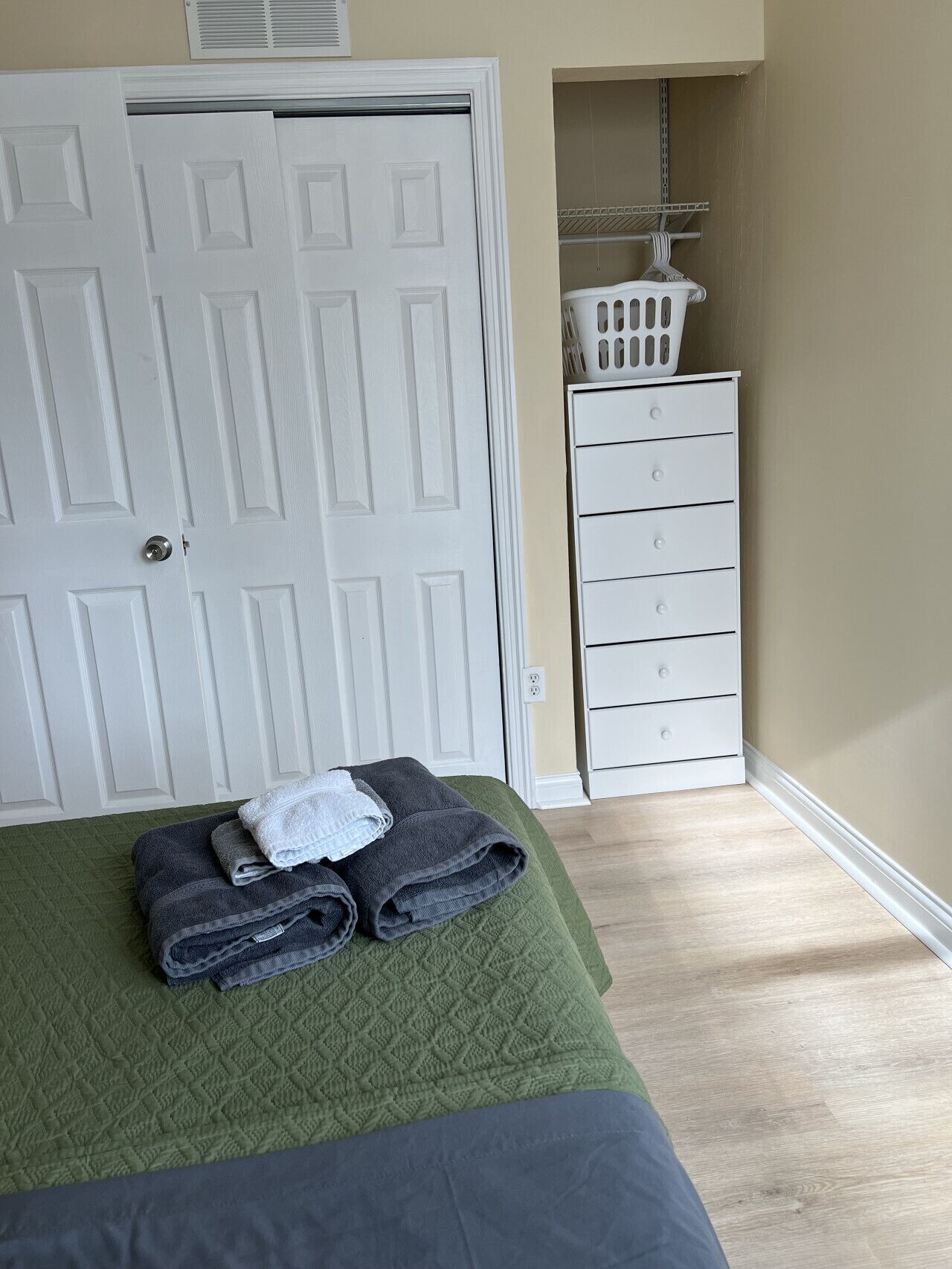 1 bedroom, desk, iron/ironing board, travel crib