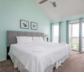 2 bedrooms, iron/ironing board, WiFi, bed sheets - Beachside Views, Heated Pool & Hot Tub - The Perfect Coastal Escape! (Corpus Christi)