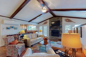 TV, fireplace, DVD player, table football