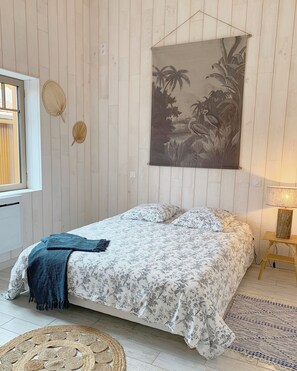 4 chambres, fer et planche à repasser, Wi-Fi