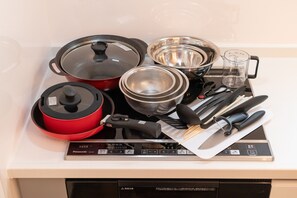 Oven, stovetop