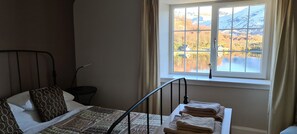 3 bedrooms, iron/ironing board, travel cot, free WiFi