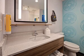 Ducha, artículos de higiene personal gratuitos y secador de pelo