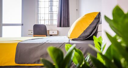 Feli Home luxury service apartment 3mins to landmark81