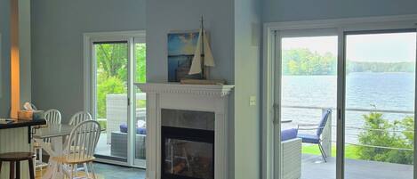 Smart TV, fireplace, DVD player, books