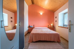 1 sovrum, strykjärn/strykbräda, gratis wi-fi och sängkläder