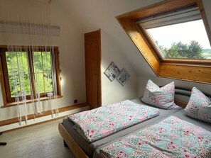 2 habitaciones, wifi gratis y ropa de cama 