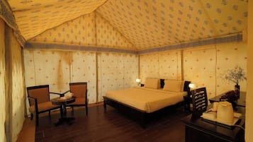 Minibar, draps fournis