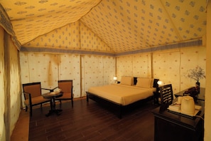 Regale Tent