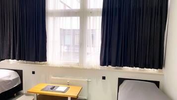 Free WiFi, bed sheets