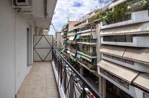 Exterior - Stunning Apt near Acropolis Museum by GHH (Athens)