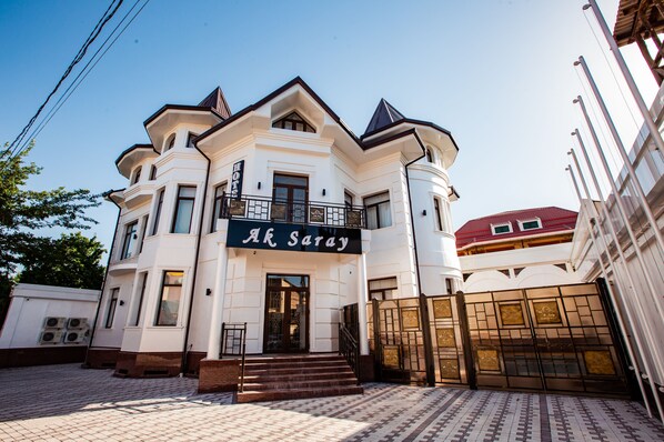 Exterior - Hotel Ak Saray (Tashkent)