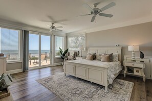 8 makuuhuonetta, silitysrauta/-lauta, ilmainen Wi-Fi, vuodevaatteet