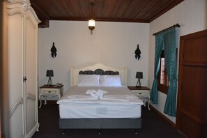 Suite | Decoración personalizada, muebles diferentes y wifi gratis 